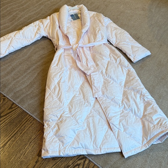 Cuddle Down Robe - Picture 16 of 17